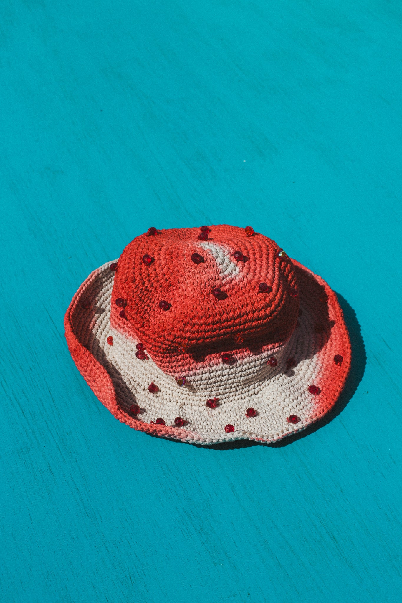 PORA HAT + Crystals