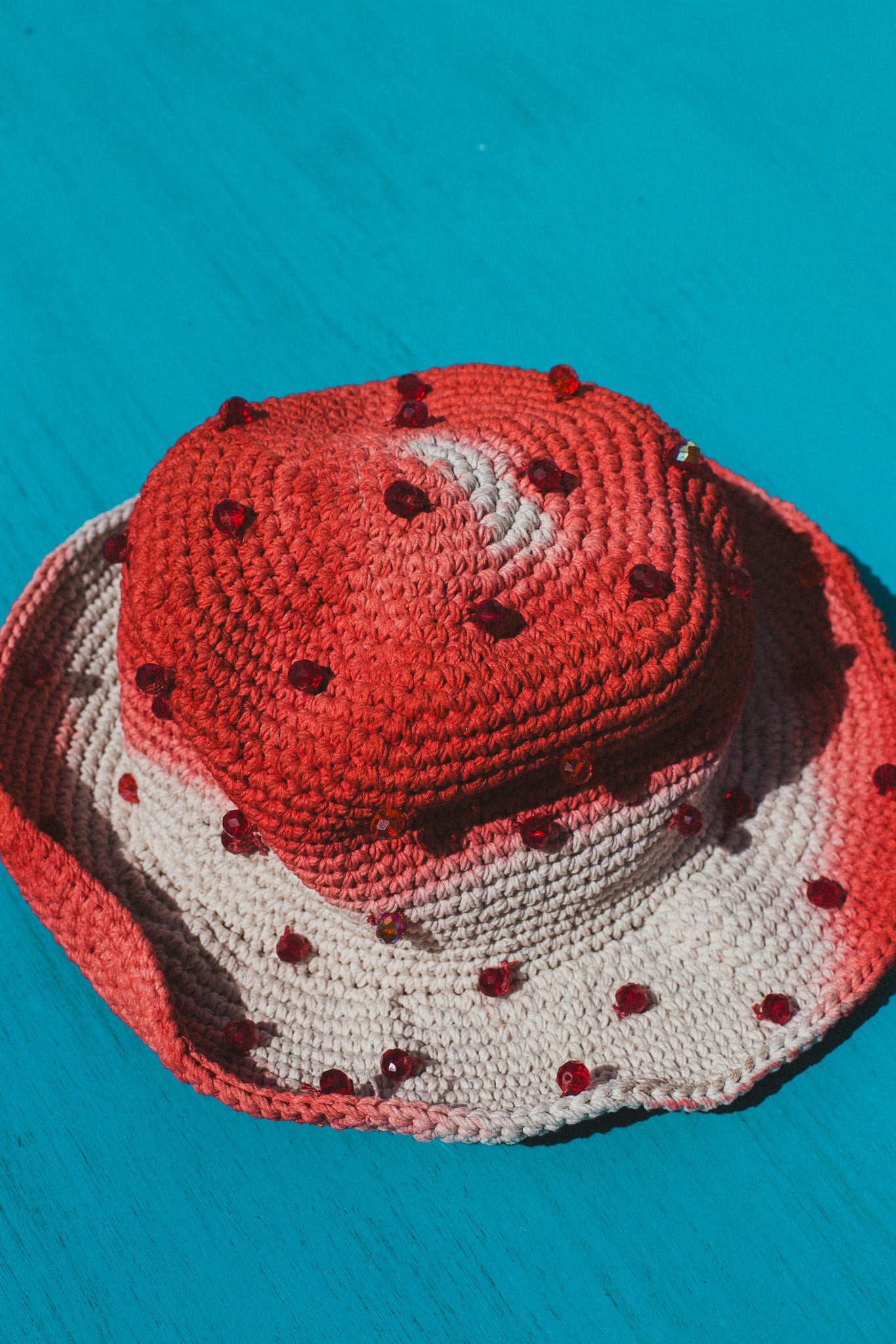 PORA HAT + Crystals
